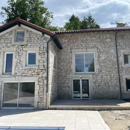 Authentique Au Coeur De Avec Piscine Privee, Jacuzzi Et Terrain De Petanque Blavozy