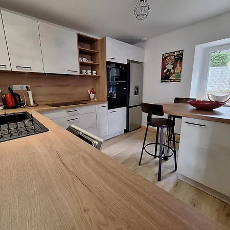 Authentique Au Coeur De Avec Piscine Privee, Jacuzzi Et Terrain De Petanque Willa Blavozy